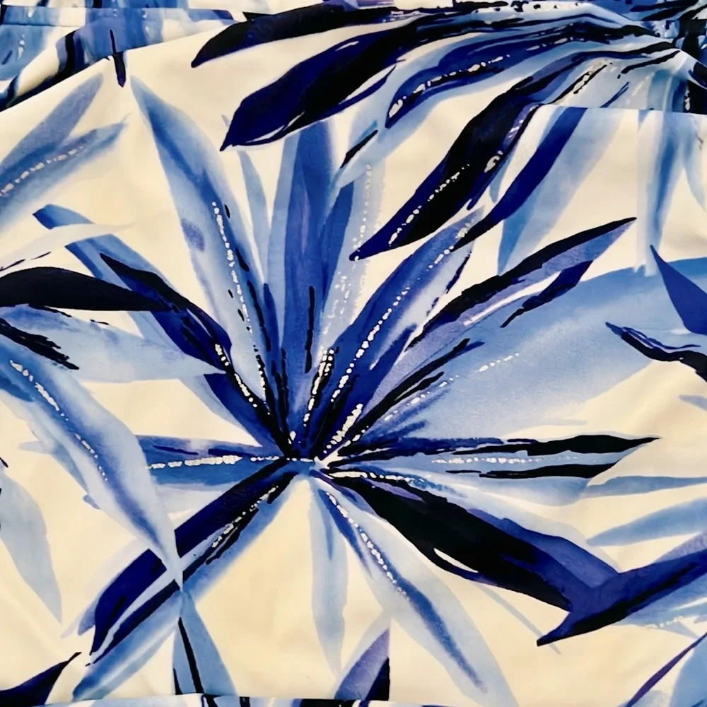 Tankini / Flattering Design In Blues - Picture 9 of 10